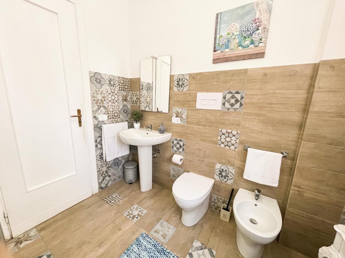 פלרמו Al Politeama Rooms B&B מראה חיצוני תמונה