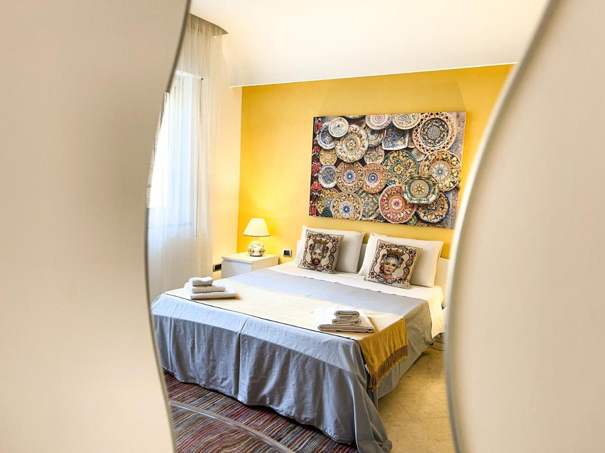 פלרמו Al Politeama Rooms B&B מראה חיצוני תמונה